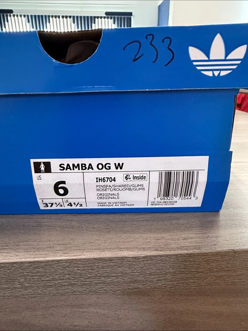 Adidas Samba Women’s Sneakers in Burgundy and Pink (Roseti/gum buttons) - Picture 2 of 7